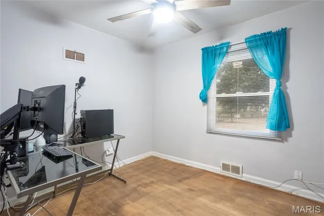 $223,000 | 3421 Gary Street, Alton, IL 62002