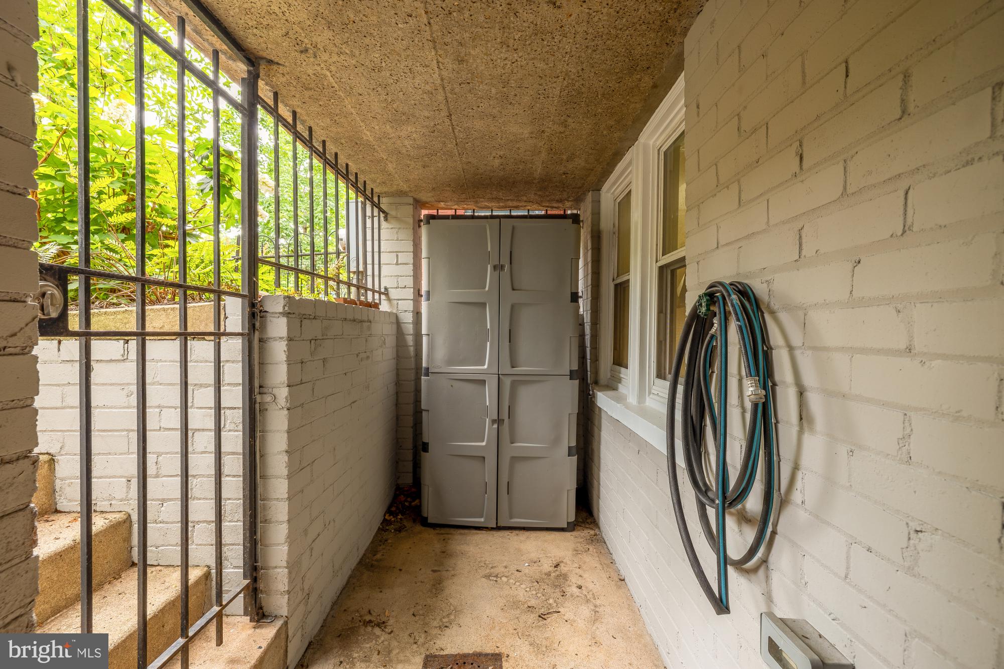 647 A Street Southeast Washington, DC 20003 - Photo 39 of 41