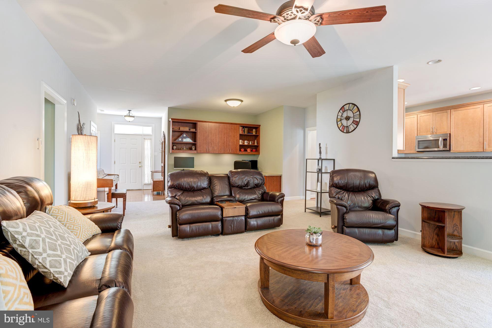 1512 Chapman Road Crofton, MD 21114 - Photo 5 of 36 Living Room