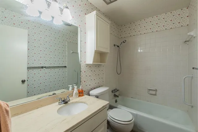 $144,000 | 5118 Lake Shore Drive, Waco, TX 76710