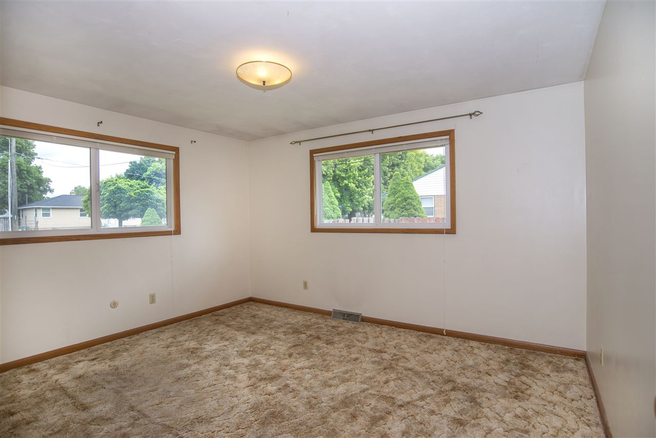 607 South McDonald Road Spokane Valley, WA 99216 - Photo 8 of 20