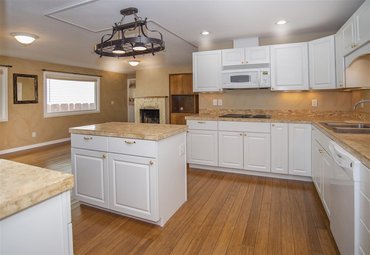 607 South McDonald Road Spokane Valley, WA 99216 - Photo 10 of 20