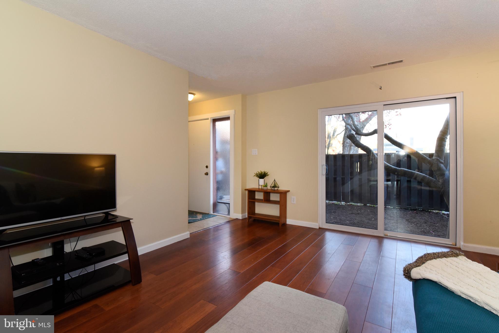 1324 Northgate Square Reston, VA 20190 - Photo 7 of 32 Gallery Image 7