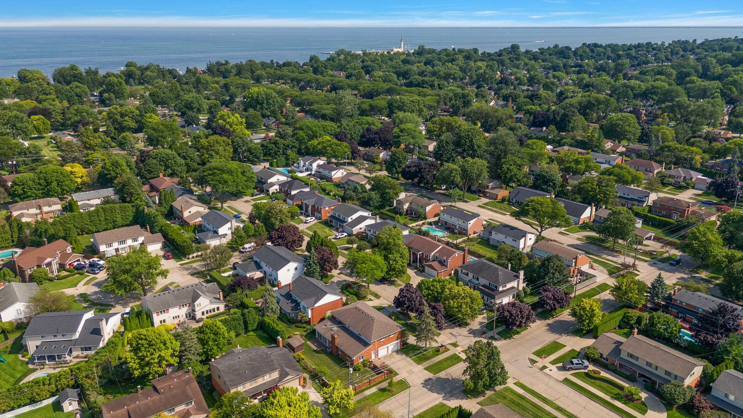 656 Canterbury Road Grosse Pointe Woods, MI 48236 - Photo 71 of 77