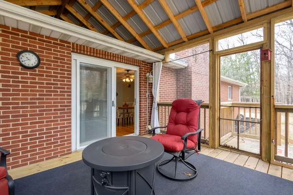 $374,900 | 7200 East 150th Street North, Grovertown, IN 46531