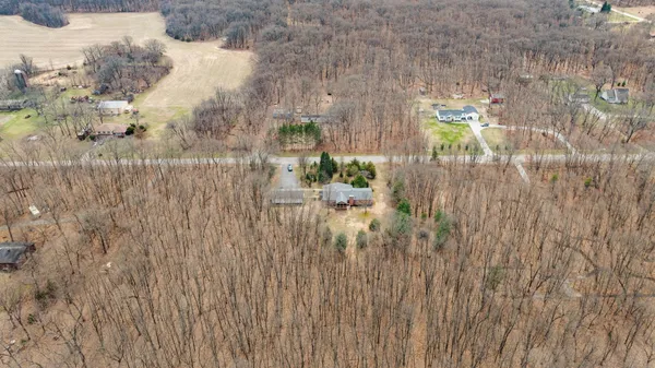 $374,900 | 7200 East 150th Street North, Grovertown, IN 46531