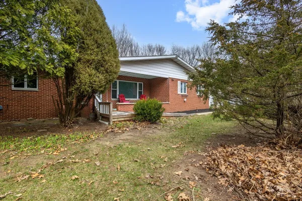 $374,900 | 7200 East 150th Street North, Grovertown, IN 46531