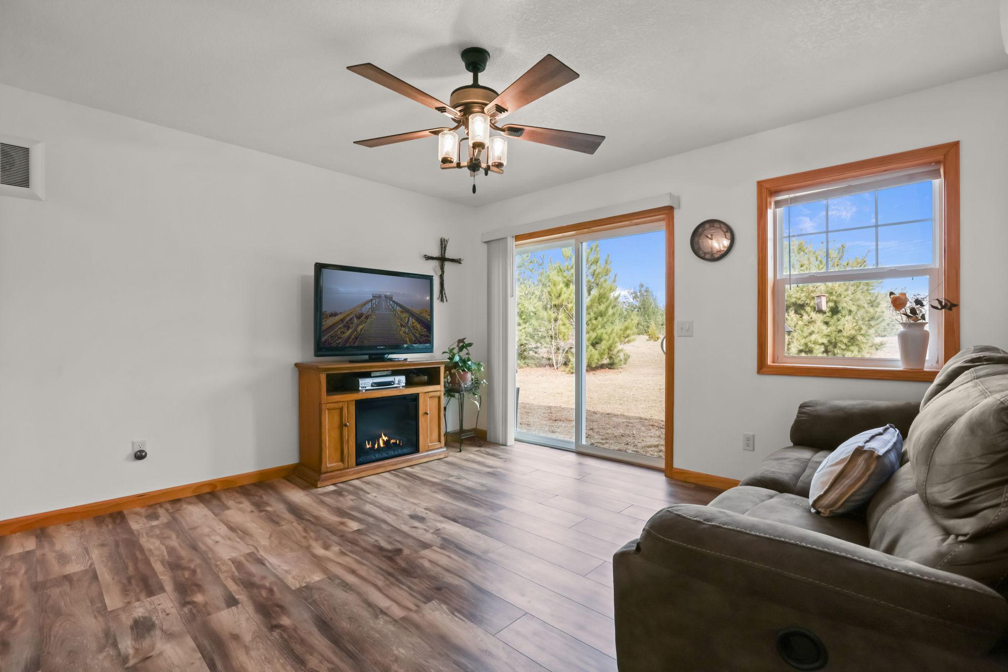 27924 Marget Lake Road Northwest Isanti, MN 55040 - Photo 13 of 31