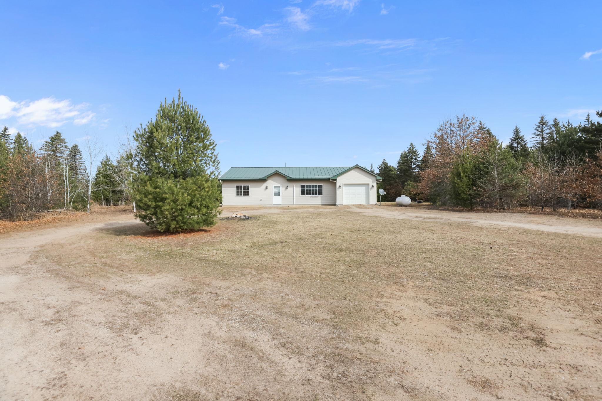 27924 Marget Lake Road Northwest Isanti, MN 55040 - Photo 7 of 31