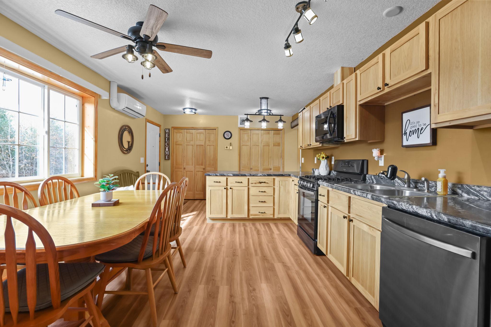 27924 Marget Lake Road Northwest Isanti, MN 55040 - Photo 10 of 31