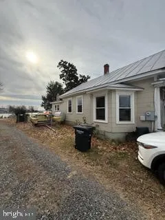 $1,850 | 524 Lafayette Street, Colonial Beach, VA 22443