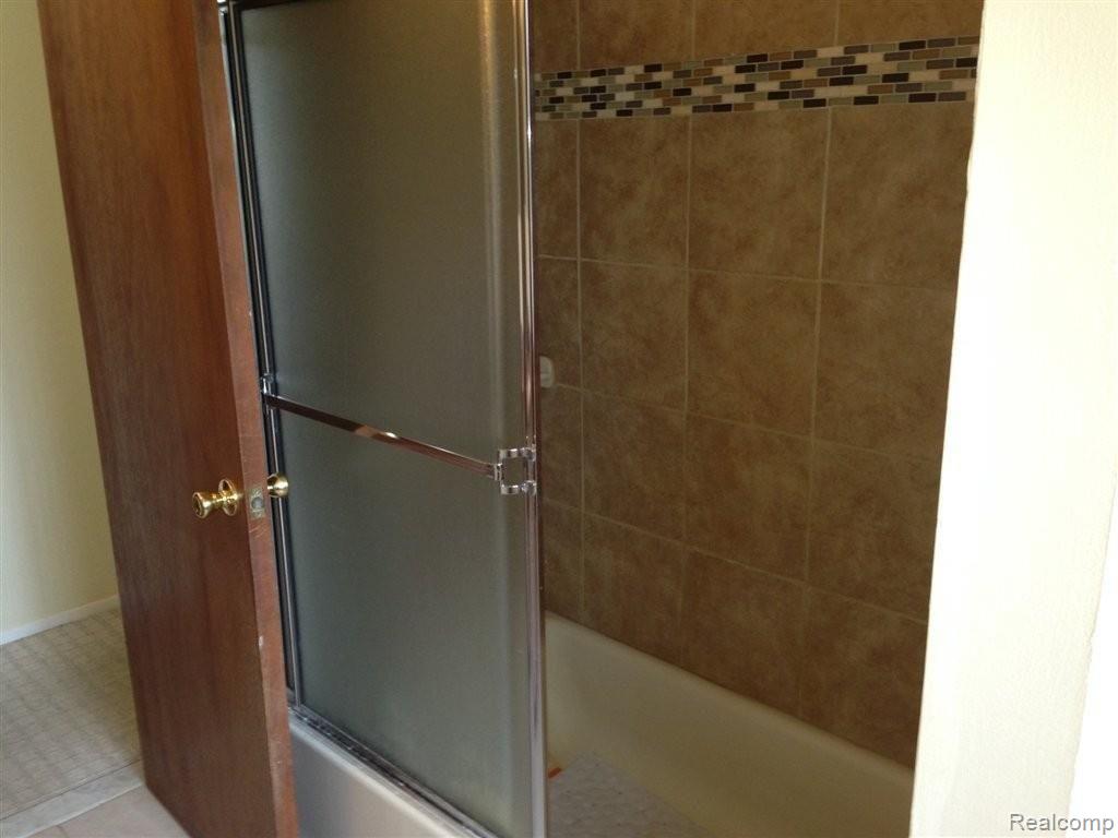 56100 Hayes Road Macomb, MI 48042 - Photo 12 of 30 IMG_0897.JPG