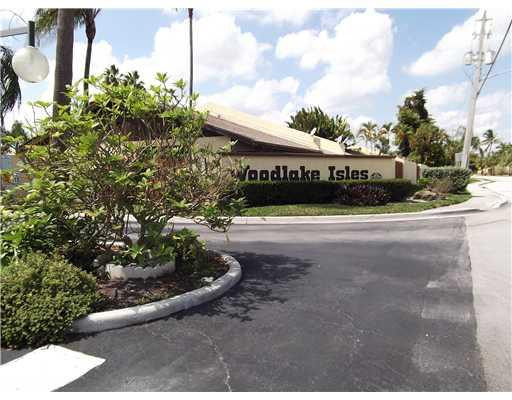 613 Banks Road, Unit 41 Margate, FL 33063 - Photo 14 of 16 Exterior Front