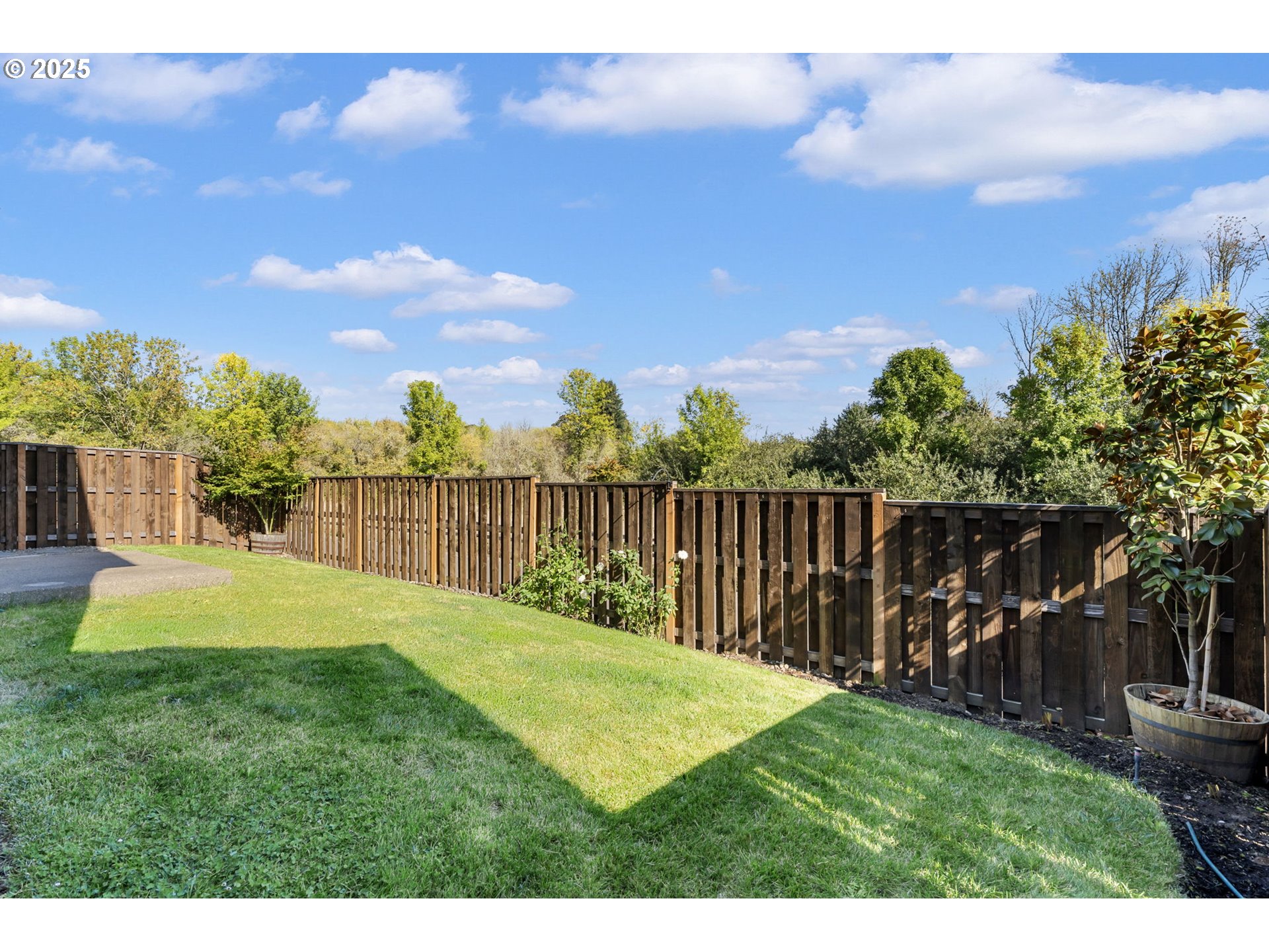 18246 Southwest Silvertip Street Beaverton, OR 97007 - Photo 39 of 46 a garden view