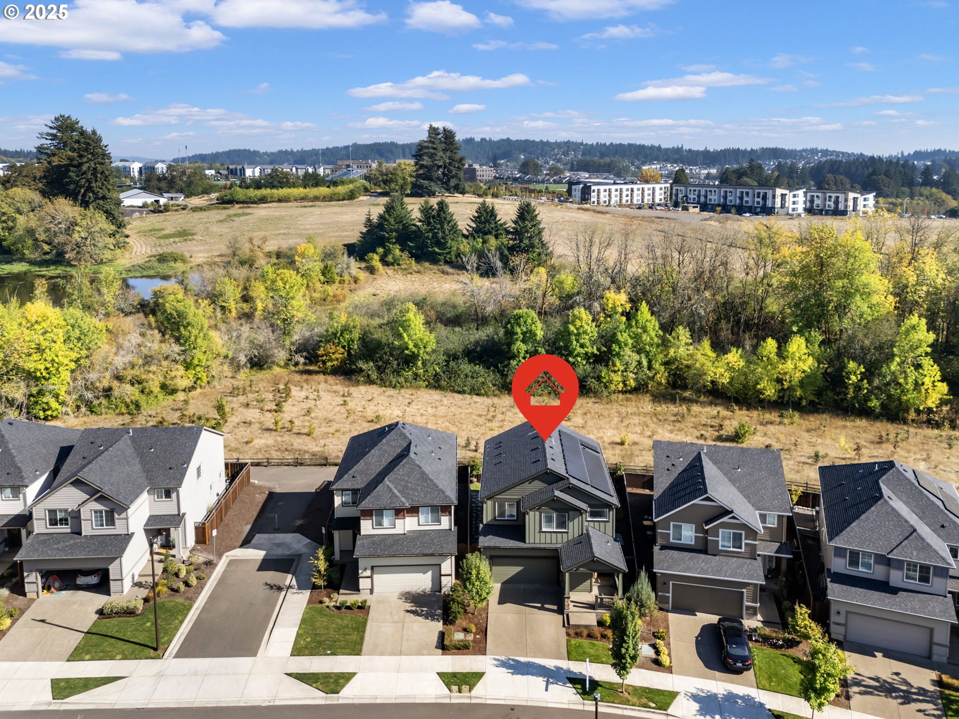 18246 Southwest Silvertip Street Beaverton, OR 97007 - Photo 45 of 46 a view of city from terrace with seating space