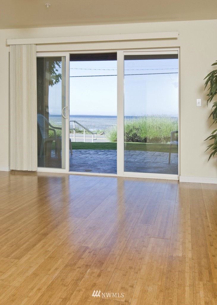 8075 Harborview Road, Unit 104 Blaine, WA 98230 - Photo 7 of 18 Gallery Image 7