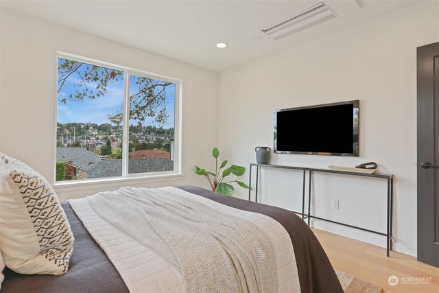 $710,000 | 2808 22nd Avenue West, Seattle, WA 98199