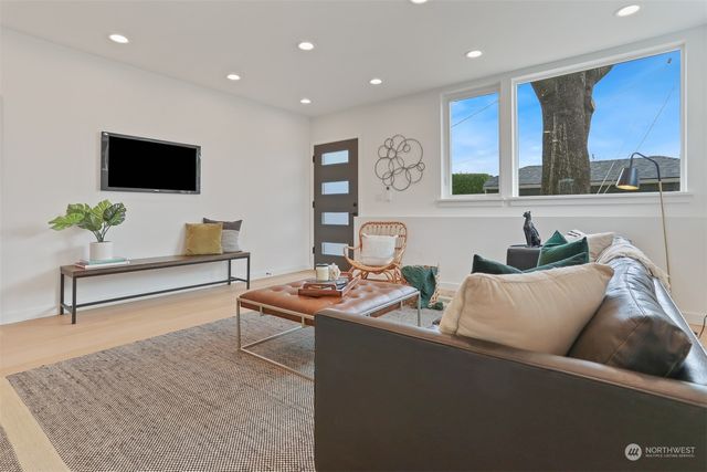 $710,000 | 2808 22nd Avenue West, Seattle, WA 98199