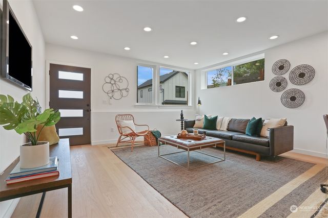 $710,000 | 2808 22nd Avenue West, Seattle, WA 98199