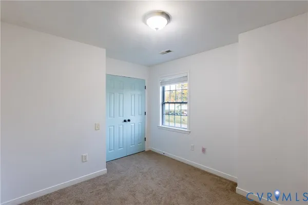 $262,000 | 29290 Meadowview Drive, Waverly, VA 23890