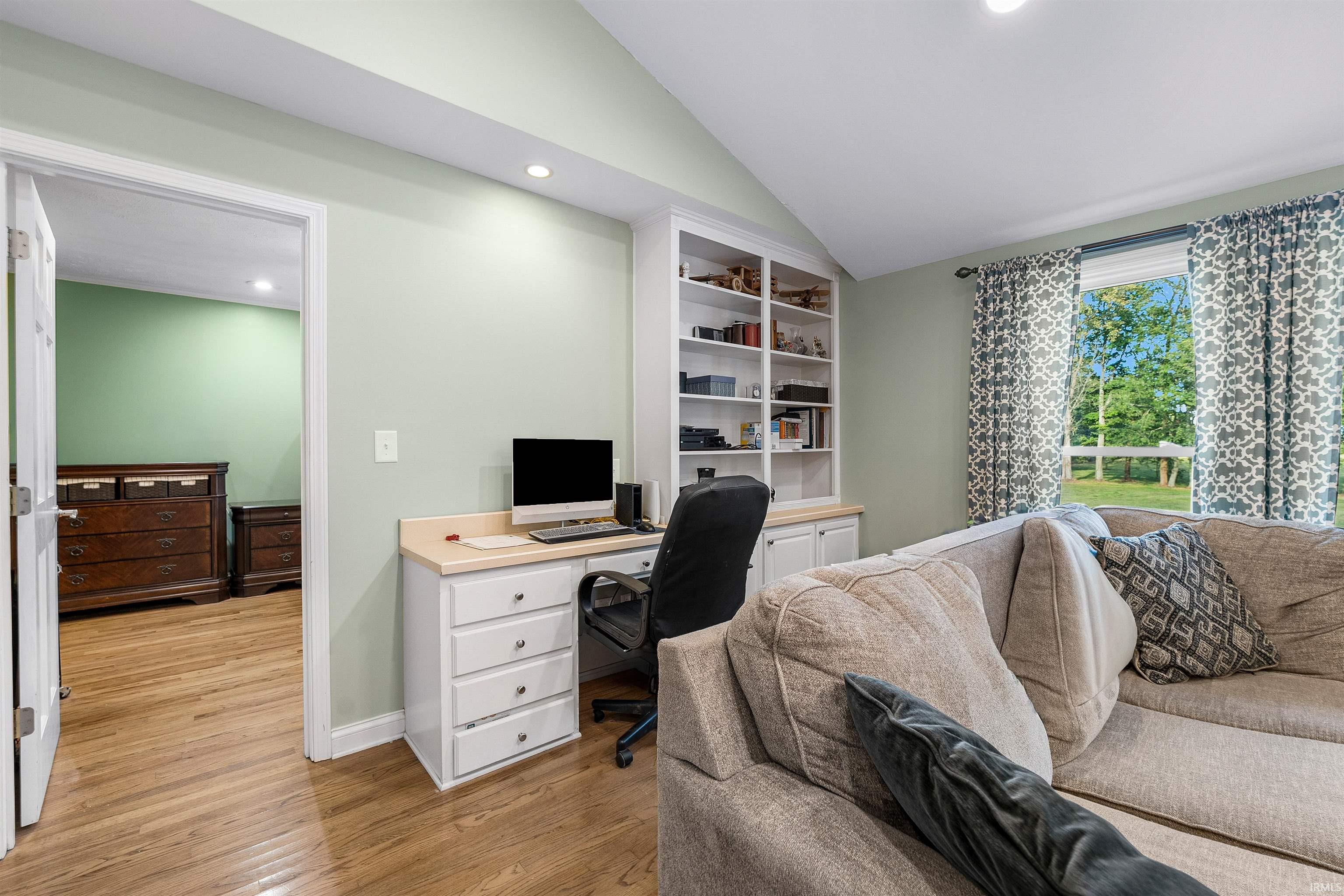 2099 South Pelzer Road Boonville, IN 47601 - Photo 19 of 36