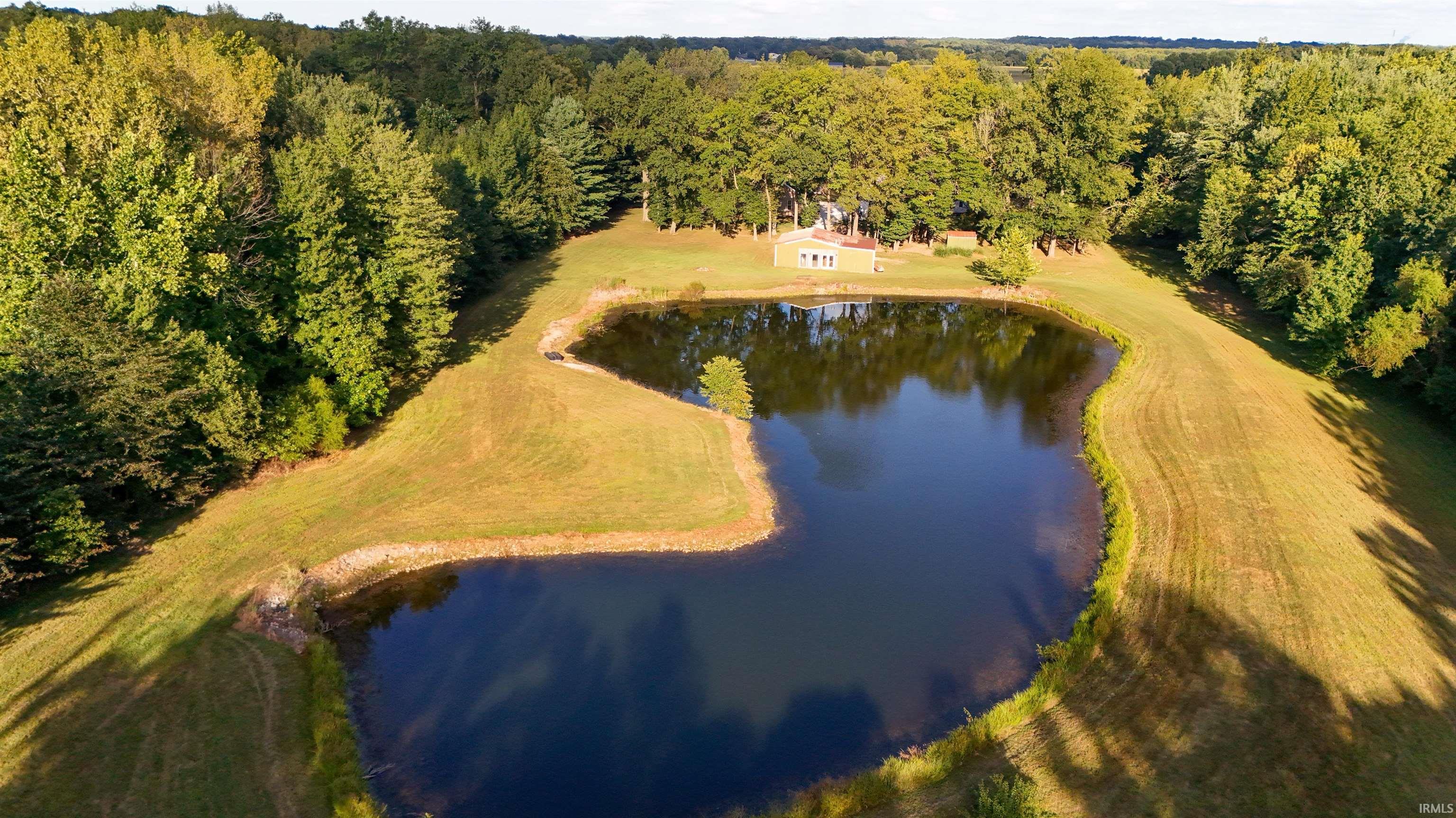 2099 South Pelzer Road Boonville, IN 47601 - Photo 3 of 36