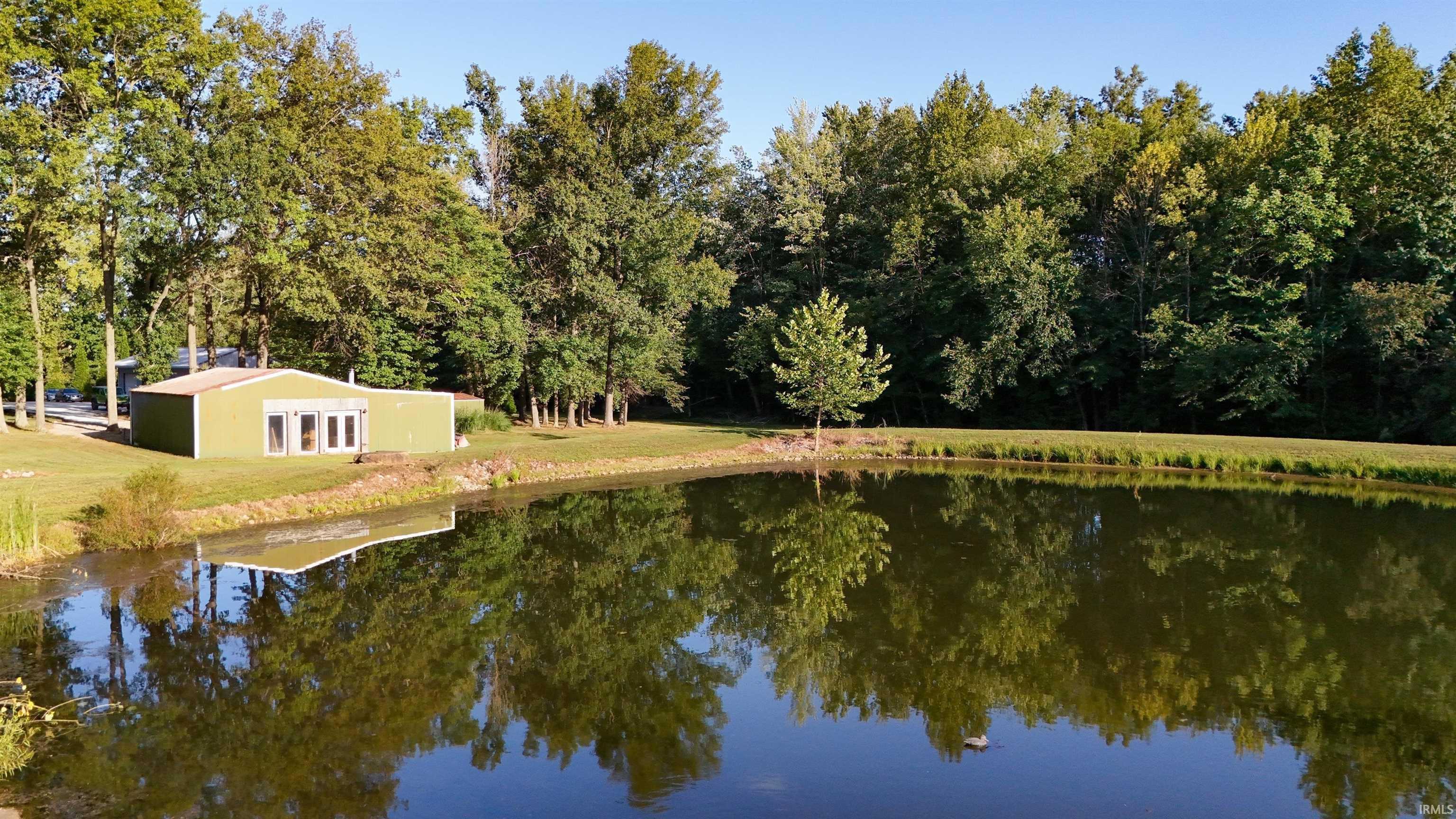 2099 South Pelzer Road Boonville, IN 47601 - Photo 4 of 36