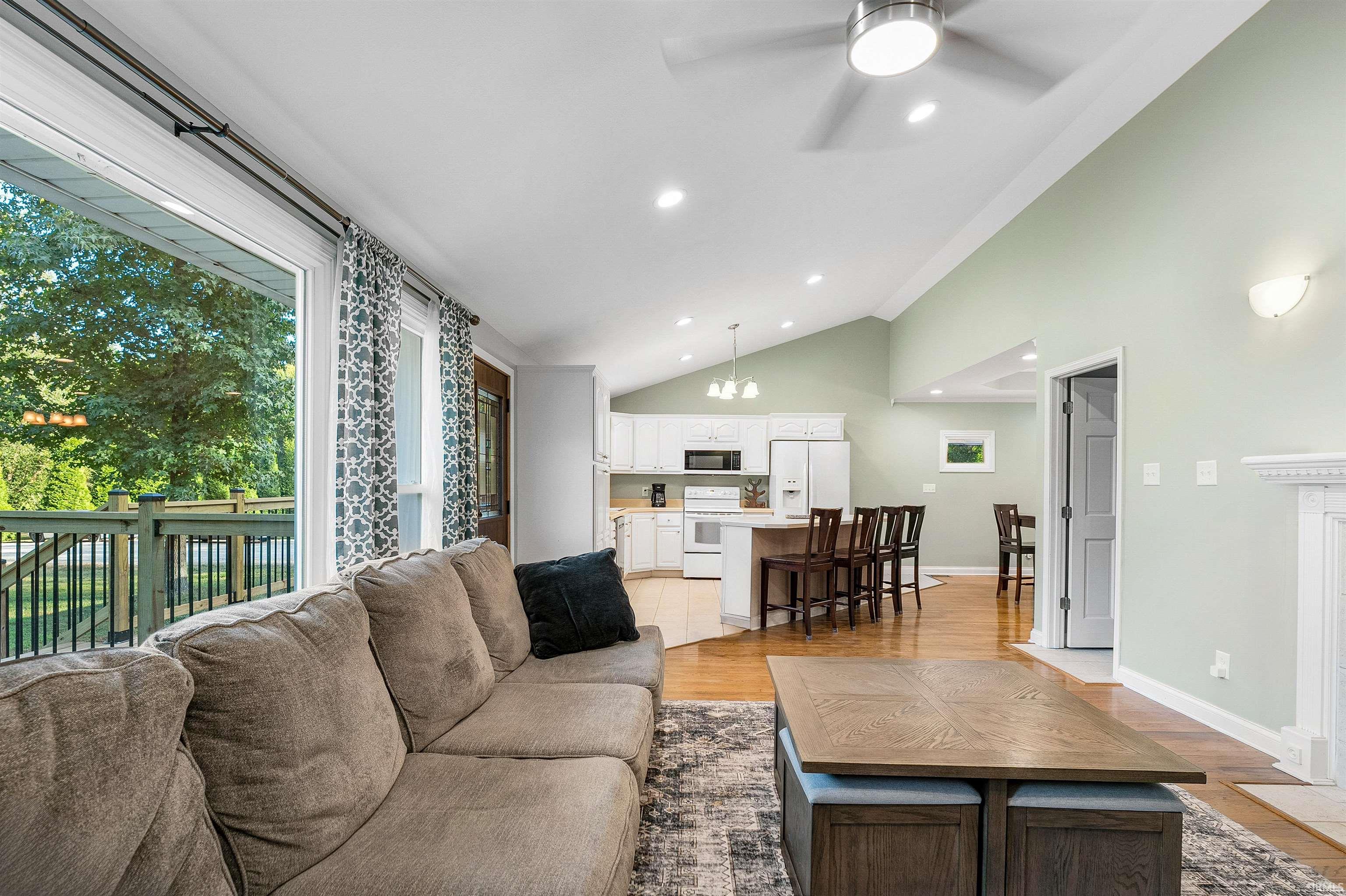 2099 South Pelzer Road Boonville, IN 47601 - Photo 10 of 36