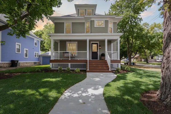 $499,900 | 748 Wisconsin Avenue, Beloit, WI 53511