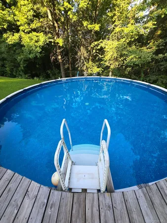 a view of yard from a balcony