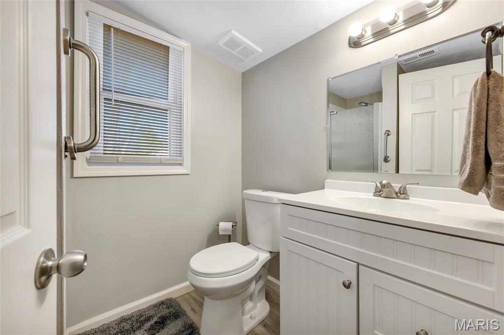 1220 South Point Prairie Road Wentzville, MO 63385 - Photo 17 of 27