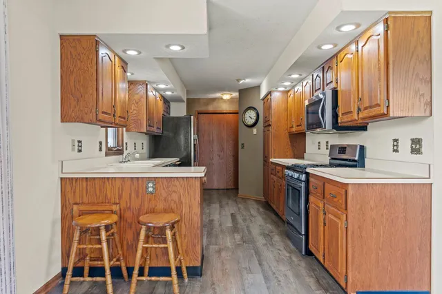 $265,000 | 1726 Baintree Road, Lake Summerset, IL 61019