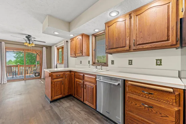 $265,000 | 1726 Baintree Road, Lake Summerset, IL 61019