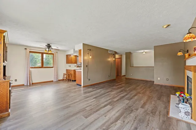 $265,000 | 1726 Baintree Road, Lake Summerset, IL 61019