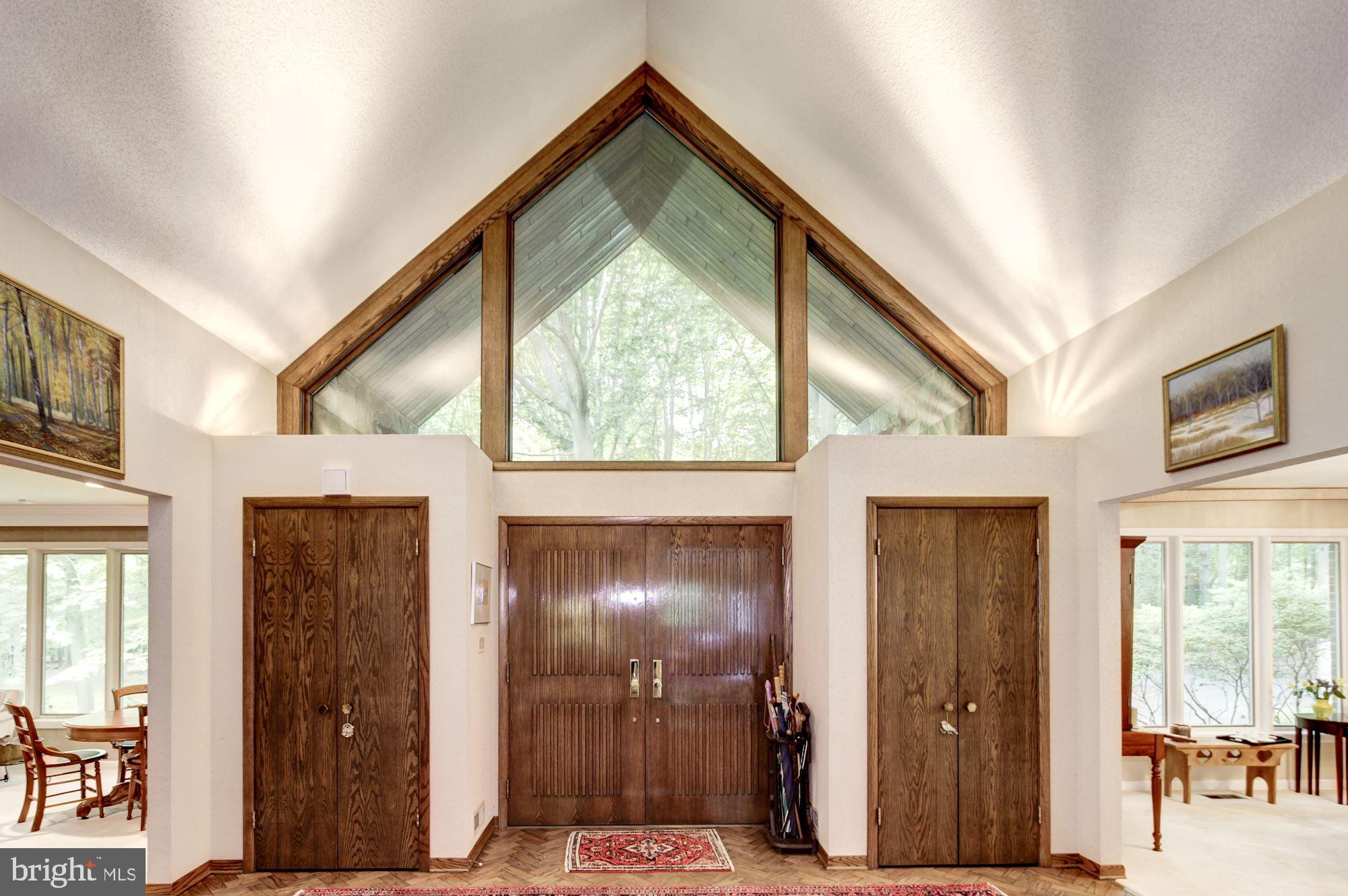 17007 Barn Ridge Drive Silver Spring, MD 20906 - Photo 5 of 47 Front Entryway and Foyer with vaulted ceiling
