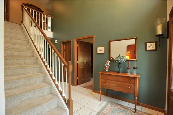 $500,000 | 111 Que Vista Drive West, Catlin, NY 14845