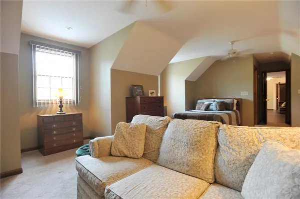 $500,000 | 111 Que Vista Drive West, Catlin, NY 14845