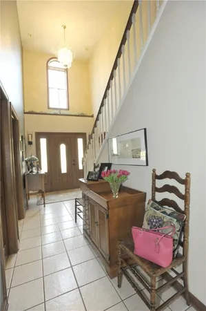 $500,000 | 111 Que Vista Drive West, Catlin, NY 14845