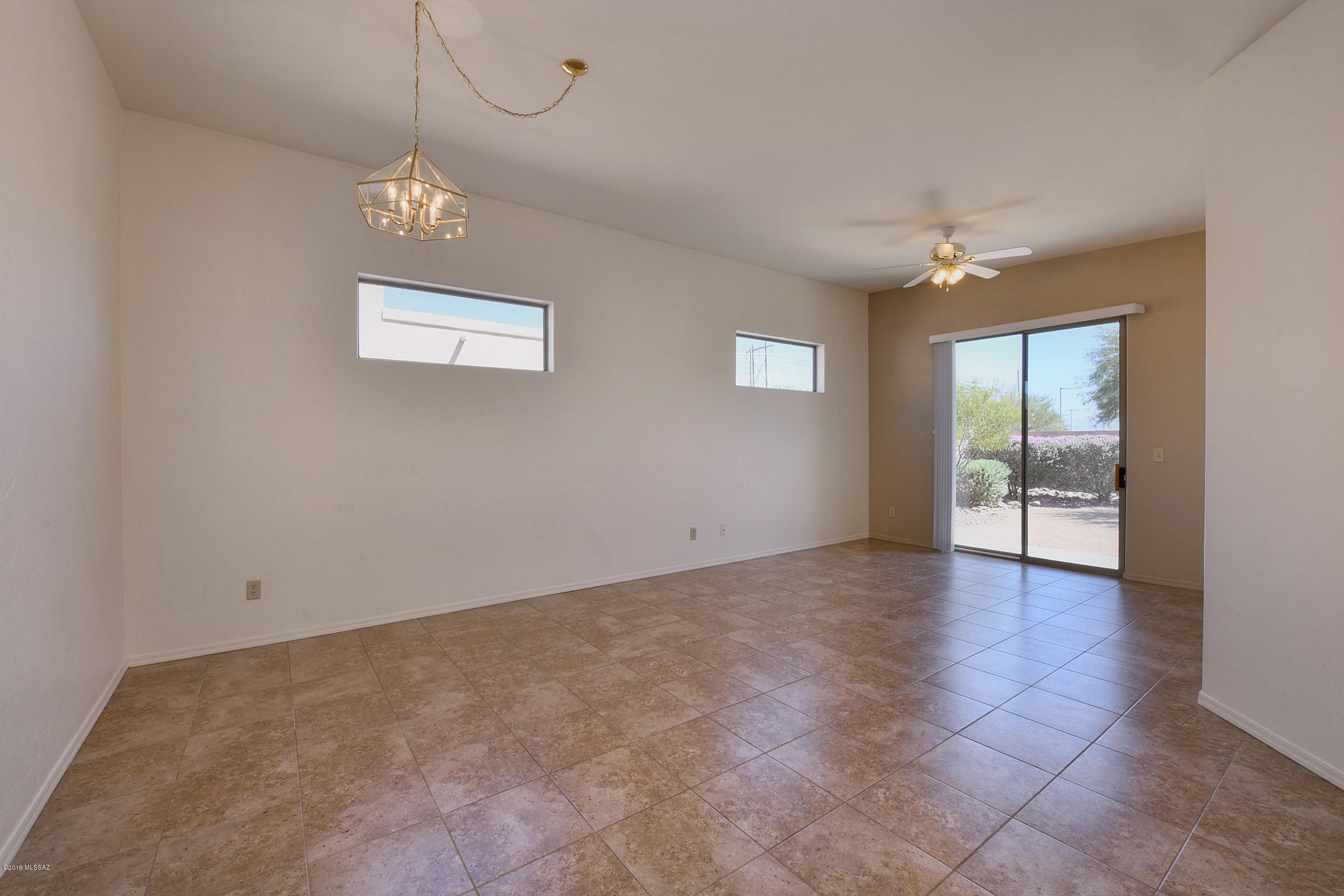 8546 North Sunny Rock Ridge Drive Tucson, AZ 85743 - Photo 14 of 22