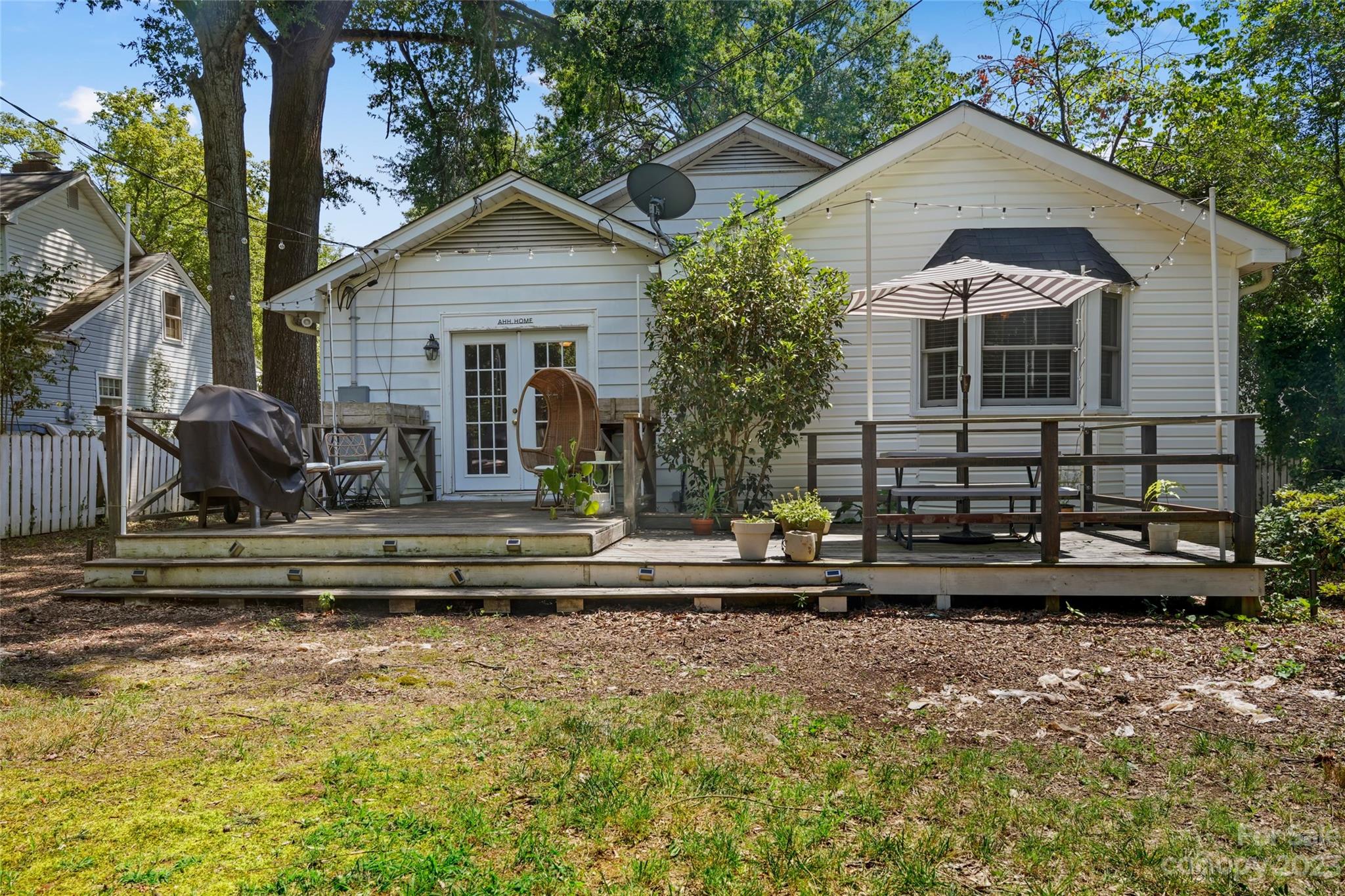 1808 Independence Road Greensboro, NC 27408 - Photo 29 of 32 Gallery Image 29