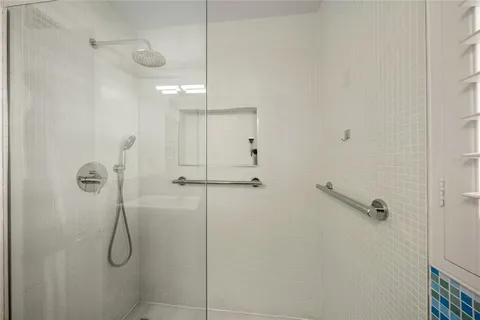 $1,495,000 | 1780 Spring Creek Drive, Sarasota, FL 34239