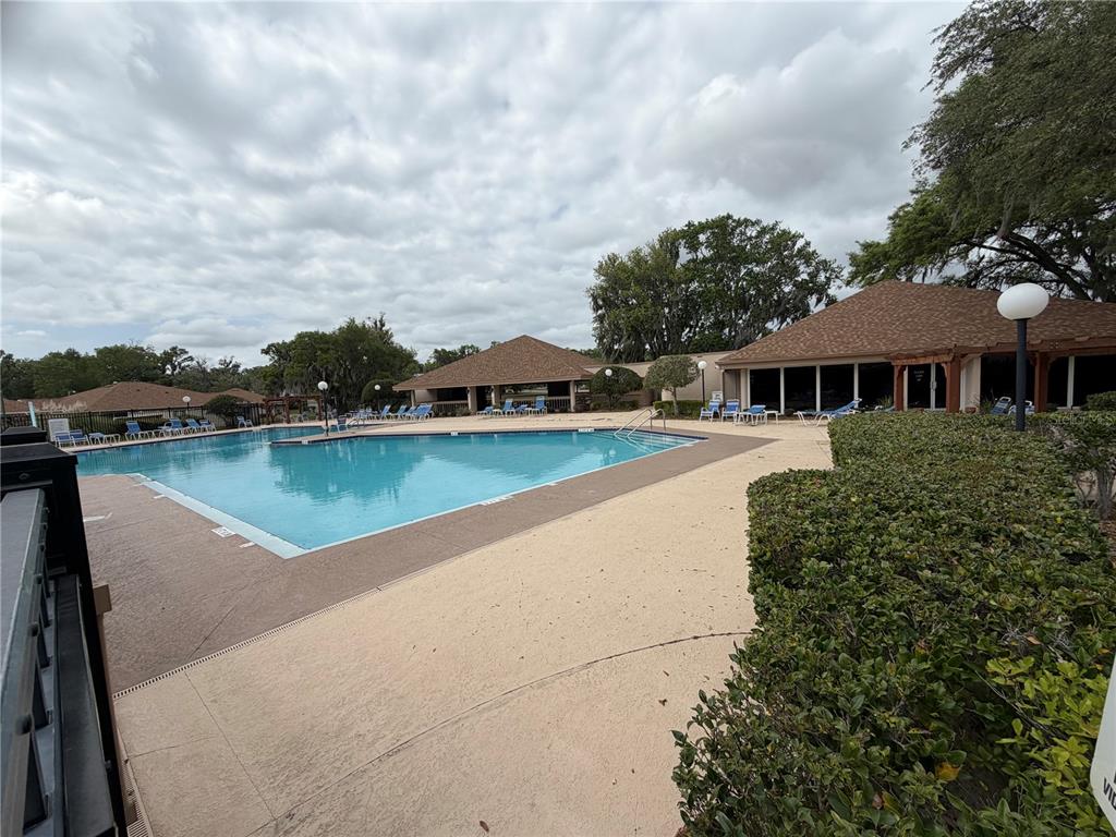 2315 Southeast 19th Circle Ocala, FL 34471 - Photo 3 of 42