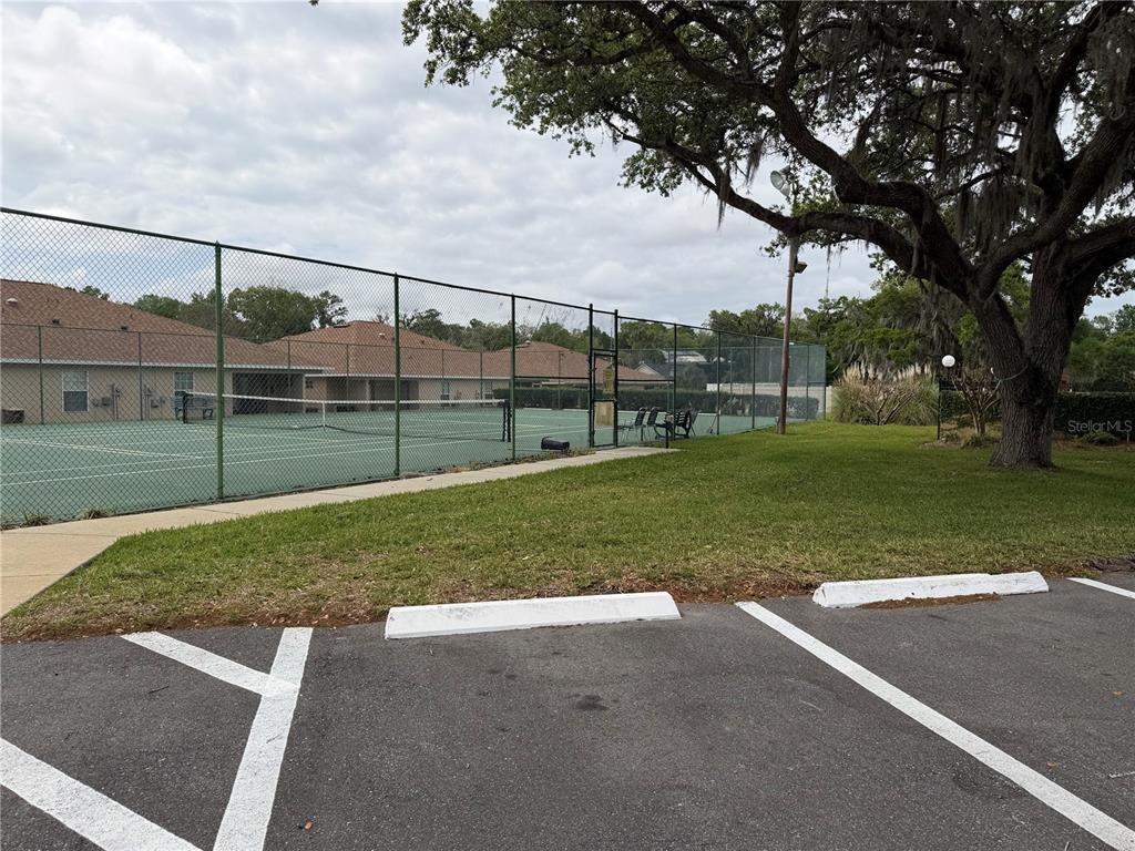 2315 Southeast 19th Circle Ocala, FL 34471 - Photo 4 of 42