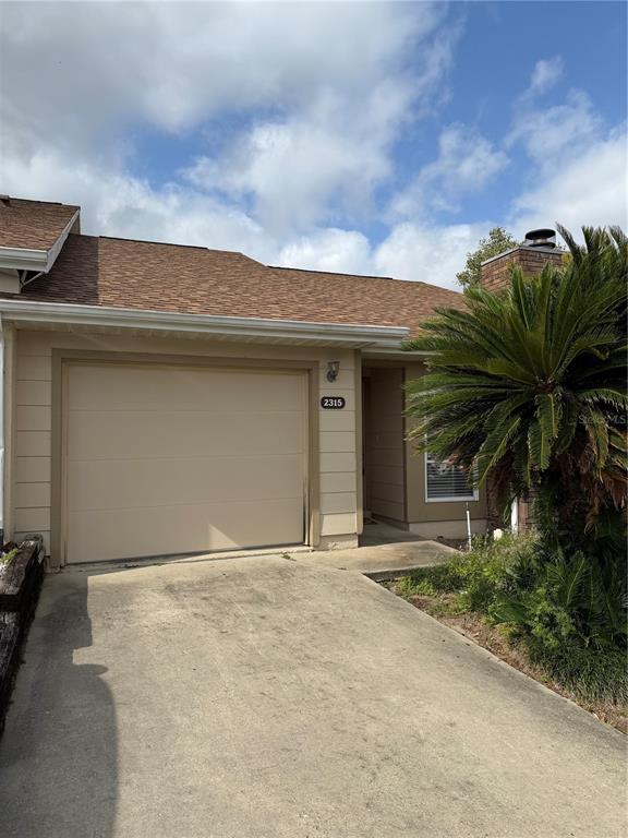 2315 Southeast 19th Circle Ocala, FL 34471 - Photo 8 of 42