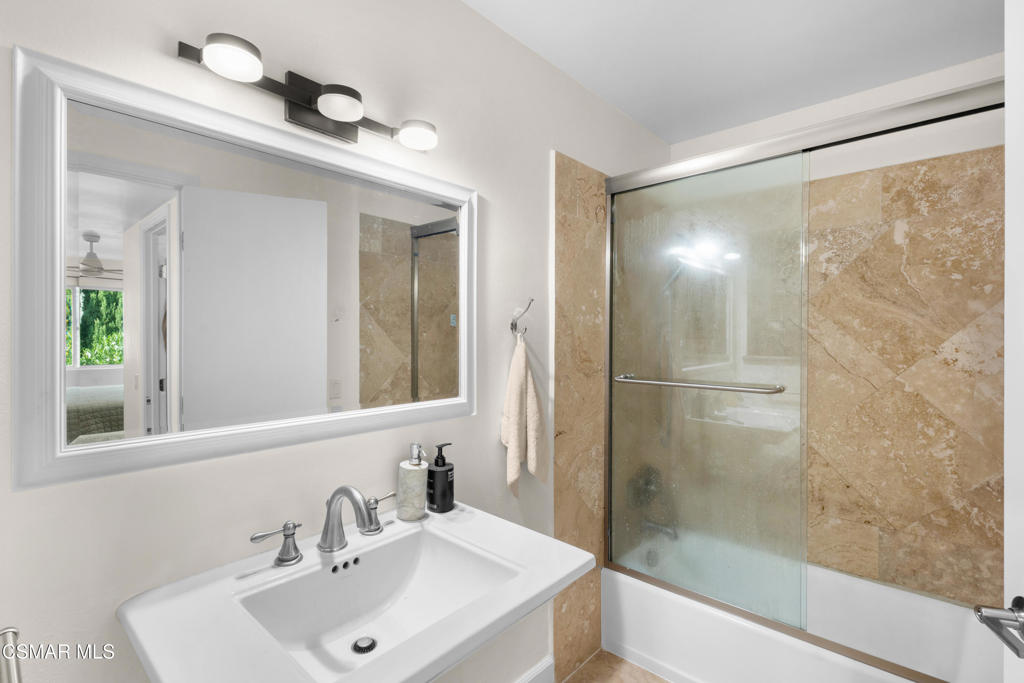6466 Cavalleri Road Malibu, CA 90265 - Photo 12 of 25 Gallery Image 12