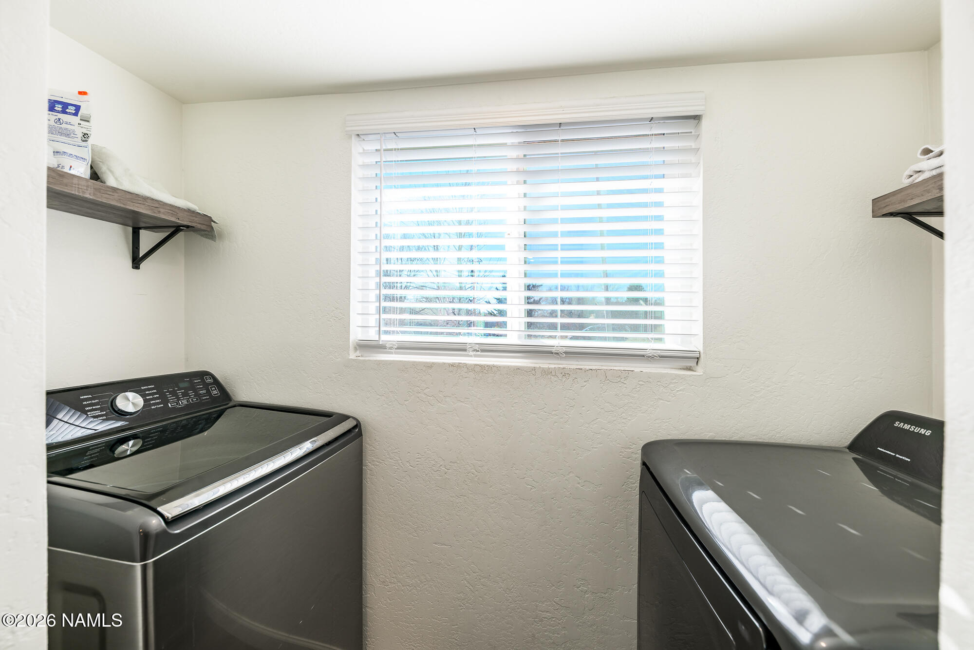 2560 East Cassidy Lane Flagstaff, AZ 86004 - Photo 8 of 32 2560 E Cassidy Ln (19 of 35)