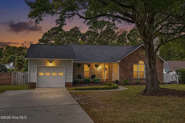 $439,000 | 1500 Grove Point Road, Wilmington, NC 28409