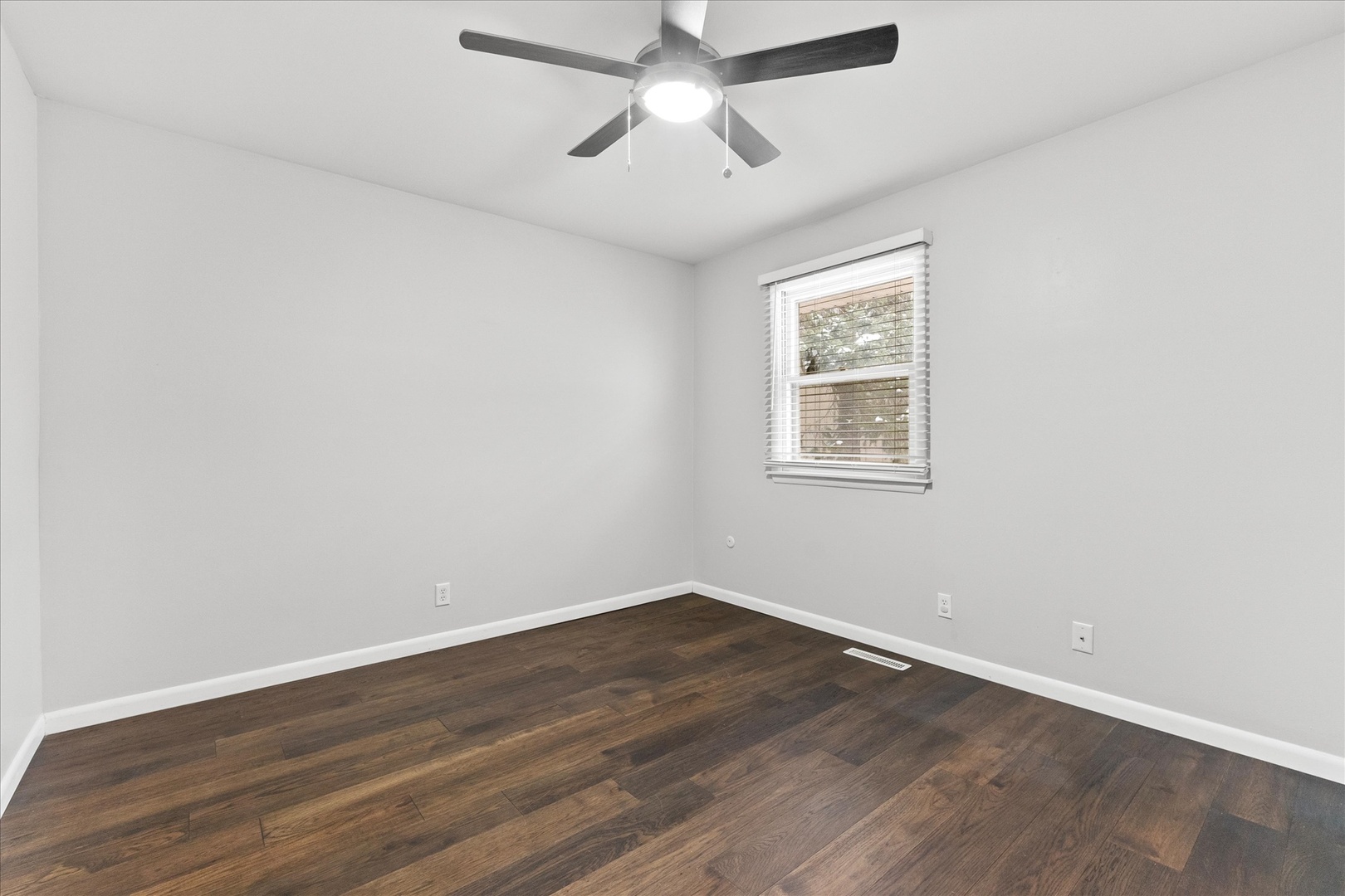 1328 Timberline Drive Joliet, IL 60431 - Photo 12 of 17