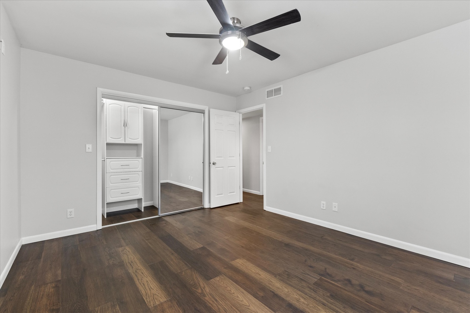 1328 Timberline Drive Joliet, IL 60431 - Photo 14 of 17