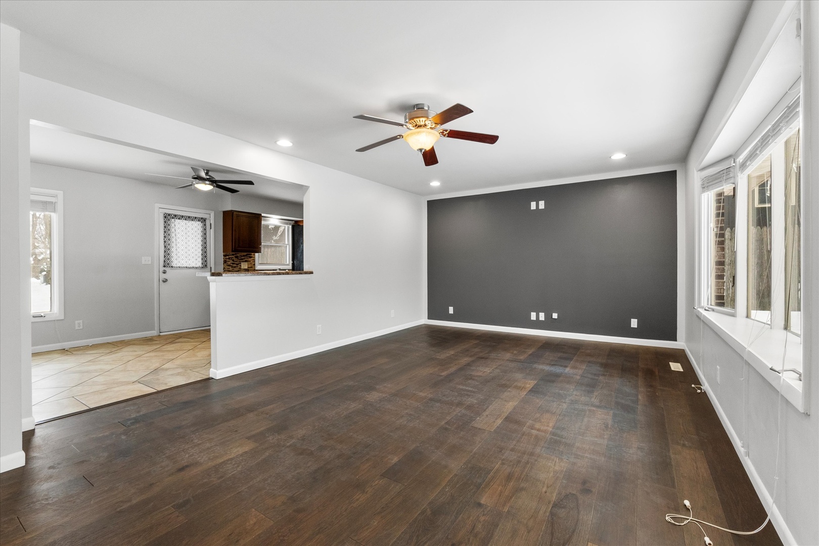 1328 Timberline Drive Joliet, IL 60431 - Photo 2 of 17